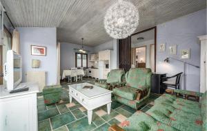 Four-Bedroom Holiday Home In Groznjan