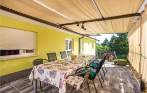4 Bedroom Beautiful Home In Rukavac 