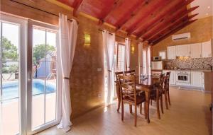 Gorgeous Home In Nerezine With House Sea View 