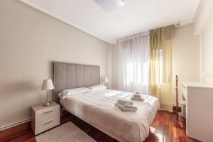 Gran Bilbao XVI with parking by Aston Rentals