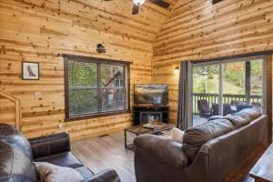 Lazy Raccoon Cabin - Starkeytown