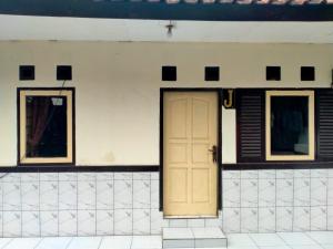 Nhà 2 Phòng Ngủ (Two-Bedroom House)