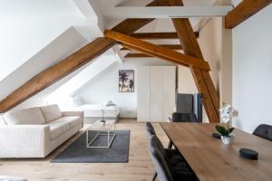 Spacious 7-Person Leoben Apartment - Ideal for Workers, Groups & Family