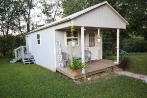 Cozy Tiny Home on the Farm On-Site Farm Animals - Saint Joe