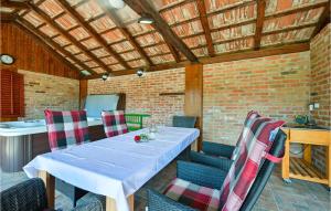 Beautiful Home In Sovari With Sauna