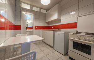 Awesome Apartment In Novalja 