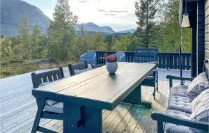 3 Bedroom Beautiful Home In Bjorli - Ormheim