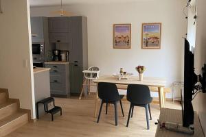 La Grangerie - Maison en pierre centre village