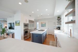 The Great Escape- A Waterfront Retreat