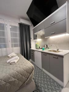 Medusa Suite by Zeussuites