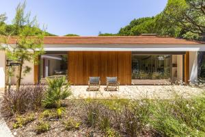 Havenwood Villa by Cadenzalux