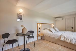 Appartements TERRE UGO - Studio campagne Aixoise #6 : photos des chambres