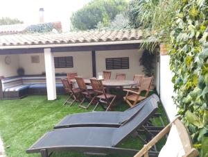 Maisons de vacances The Villa du Canal spacious house with swimming pool : photos des chambres