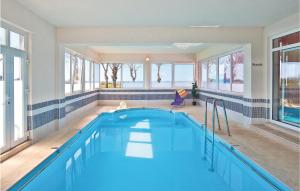 2 Bedroom Nice Apartment In Vodnjan 