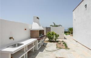 Awesome Home In Pachino With Kitchen