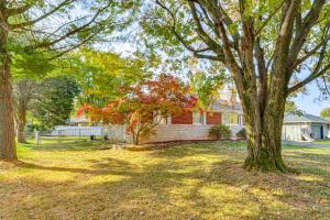 about 10 Mi to Dtwn Indianapolis Home with Game Room!