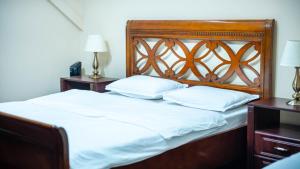 Dinasty Hotel