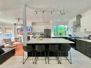 SF, Location, Location, Comfort