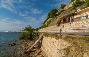 Lovely Apartment In Krilo Jesenice