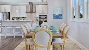 Blue Horizon by Last Key Realty