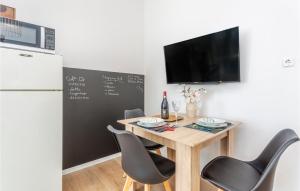 1 Bedroom Amazing Apartment In Rijeka 