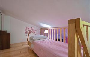 1 Bedroom Lovely Apartment In Pula