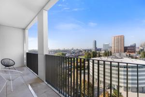 Apt w Downtown View & Garage Parking