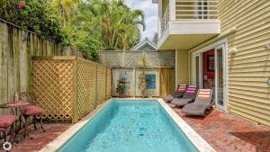 Good Vibrations by Last Key Realty