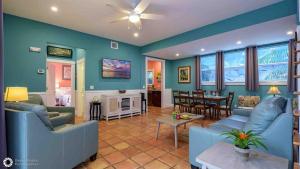 Good Vibrations by Last Key Realty