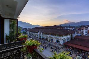 SAPA FULL HOUSE HOTEL