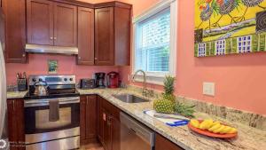 Good Vibrations by Last Key Realty