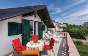 Holiday Home Privlaka Vi