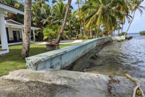 Entire Villa with pool in front of beach!
