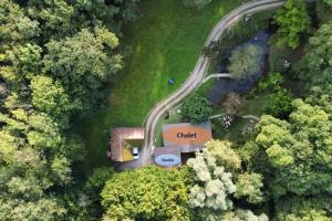 Chalet avec SPA et étang à proximité du Lac