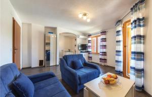 1 Bedroom Gorgeous Apartment In Fazana 