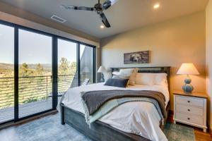 Angel Fire Home w Hot Tub < 1 Mi to Ski Slopes!