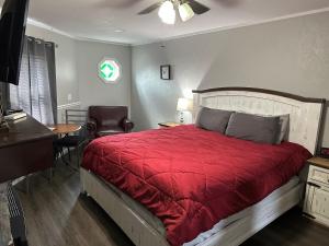 King Suite room in Heidi Motel - Helen