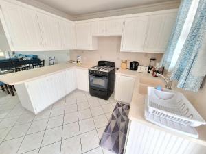 Peaceful Connexions Condo