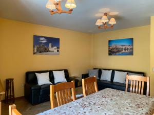 Junto a la Catedral, con parking privado gratis