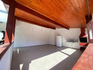 apartamento martim de sa 2 dormitórios roberto