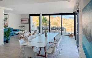 Lovely Home In Finestrat With Wifi