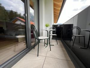 Panorama Peak Apartment