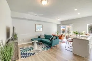 10 Mi to Grand Rapids Modern Townhome! - Cutlerville