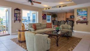 Gulfside Vistas by Last Key Realty