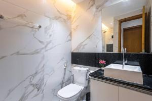 Apartamento Aconchegante e Reformado 2 quartos e 2 banheiros em Copacabana