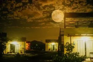 Tres Velas Surf - Cosalá