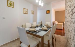 Amazing Apartment In Pula With Wifi