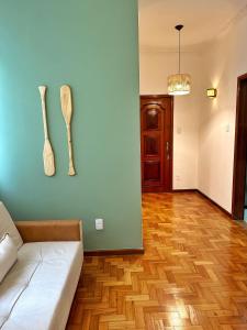 Hius 1008 a apenas 300m da praia