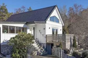 Mysigt hus med natur & jacuzzi i Olofstorp - Härryda