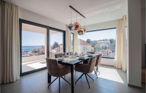 Beautiful Apartment With Pool